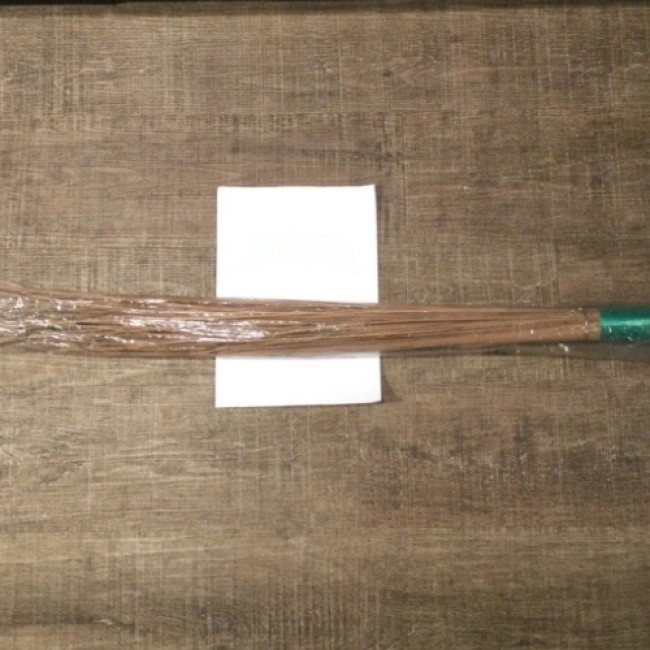CCOCONUT LEAF BROOMSTICK